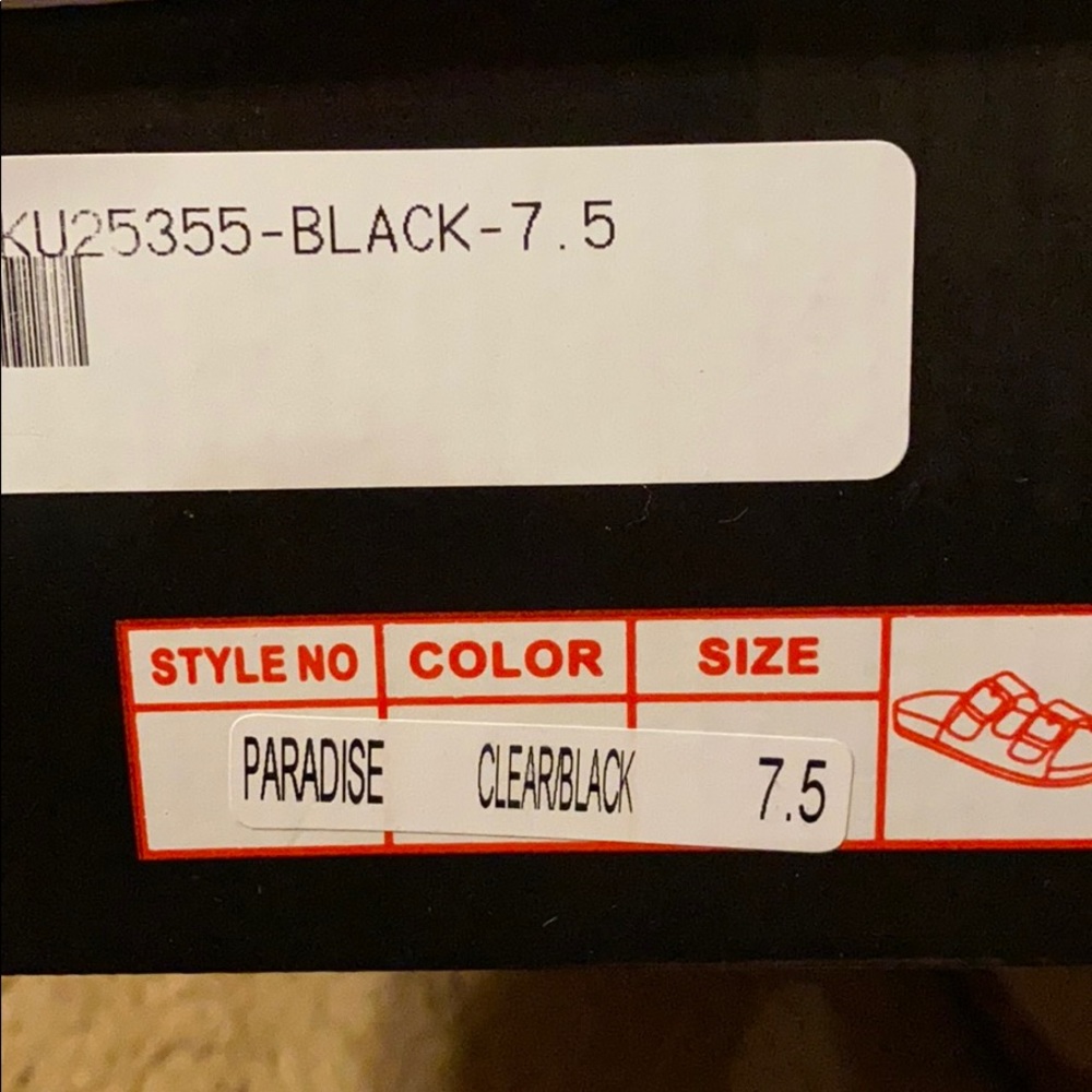 Size 7.5 slides - Picture 4 of 4